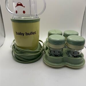 Baby bullet baby smoothie machine and cups